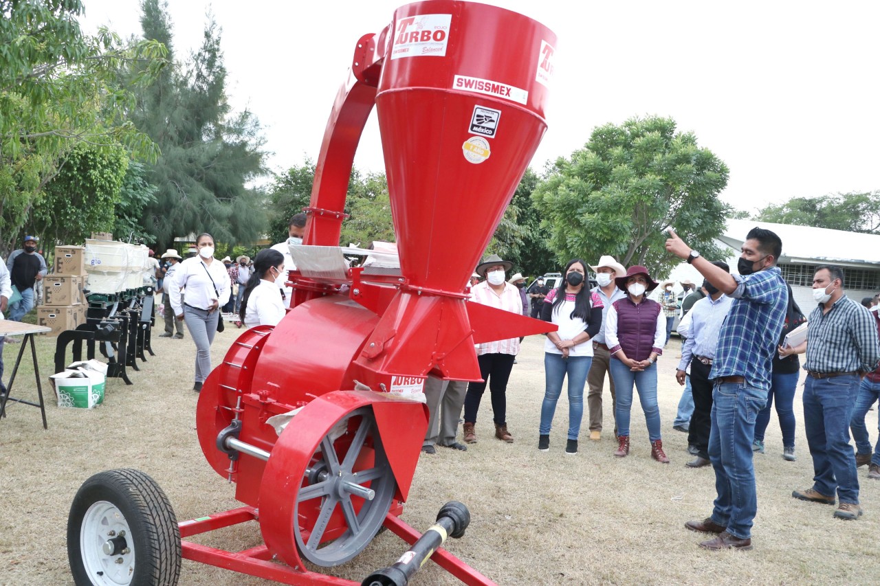 Entrega Sdr Apoyos Para El Campo En La Mixteca Poblana