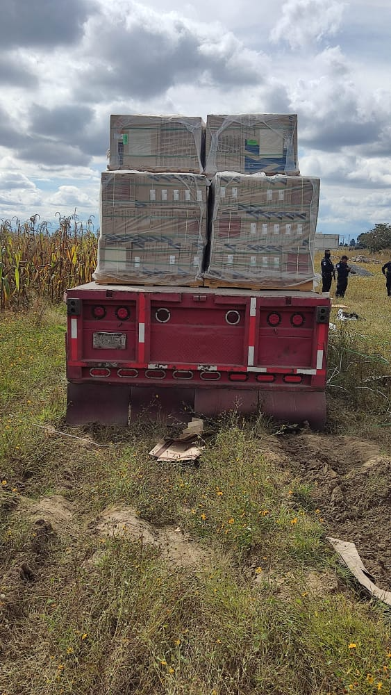 Recuperan Tr Iler Robado Con Valiosa Mercanc A Reto Diario