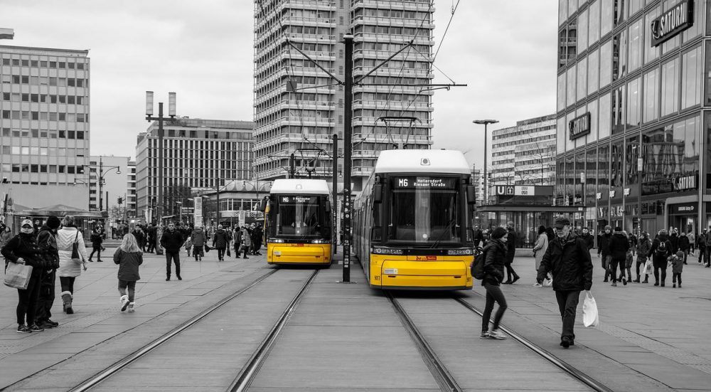 En Alemania, precio del transporte público aumentaría para agosto