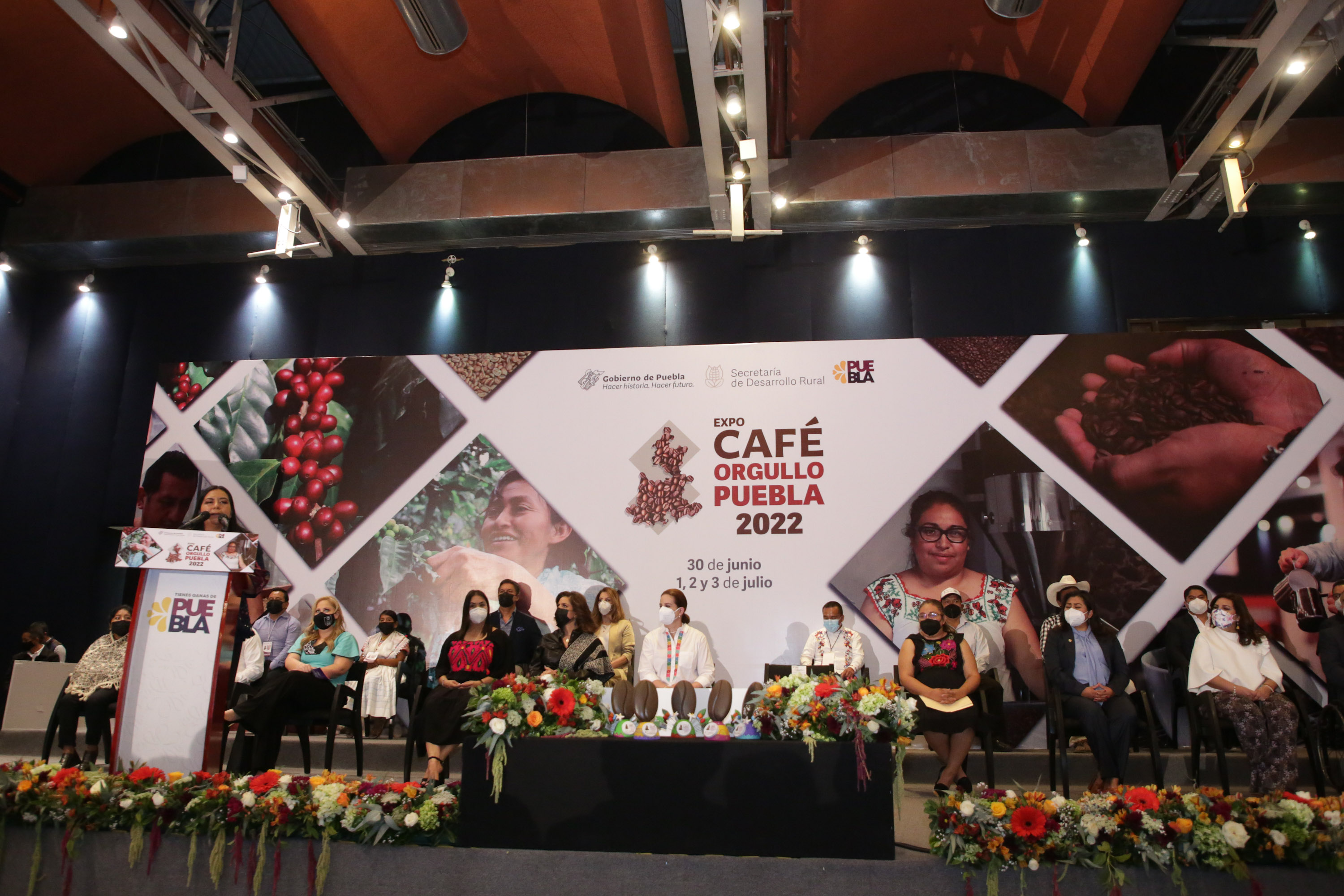 Inauguran la 3ªExpo Café Orgullo Puebla en el Centro de Convenciones