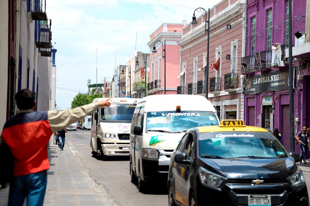 Ayuntamiento investigará extorsión a choferes en el Centro de la ciudad de Puebla