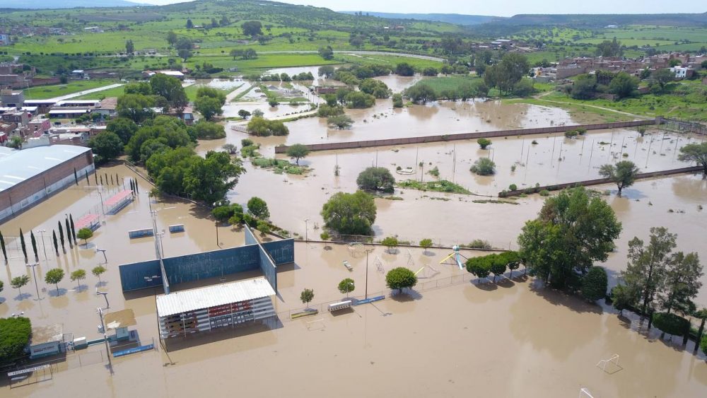En Jalisco, Río San Miguel se desborda por las lluvias