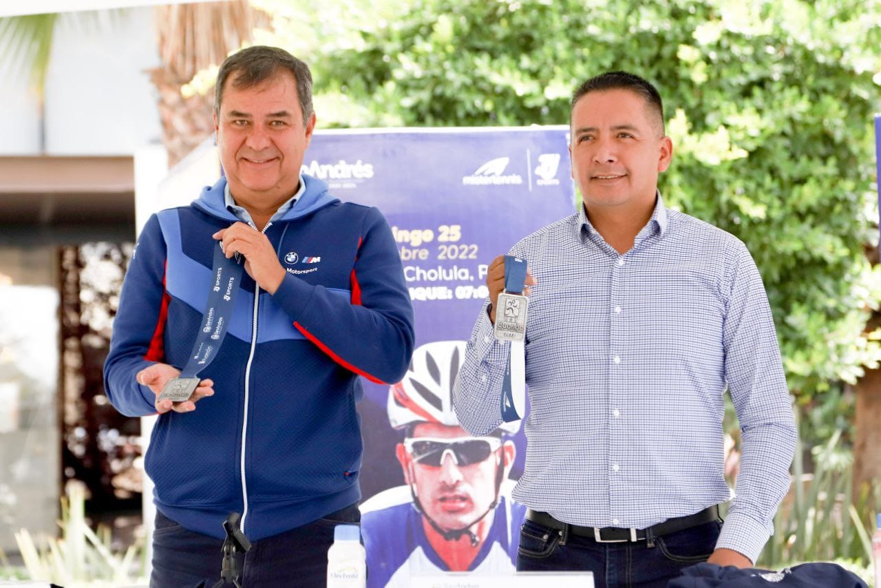 Presenta Ayuntamiento De San Andrés Playera Y Medalla Del Duatlón 2022 ...