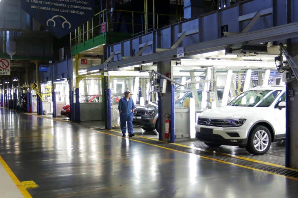Nuevo paro técnico en Volkswagen, además descontarán 30% del salario