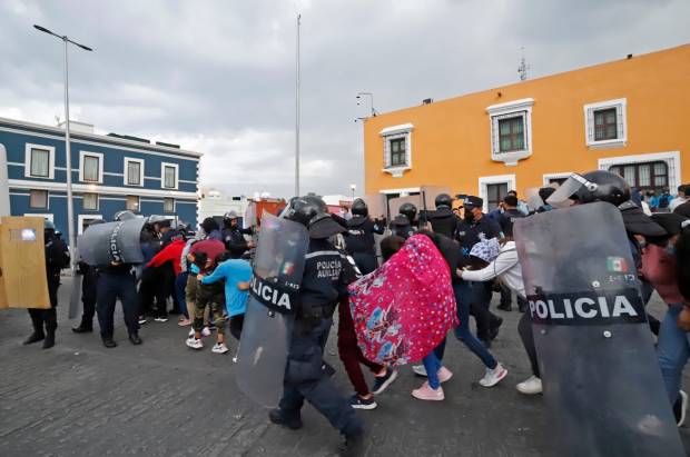 Promueve CDH Puebla Controversia Contra CNDH Por Caso De Normalistas De ...